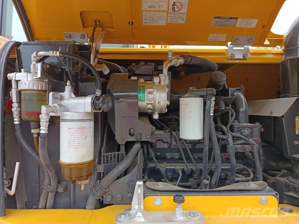 Komatsu PC 70 Mini excavators  7t - 12t