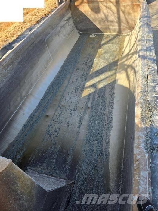 Mercedes-Benz 3951 Site dumpers