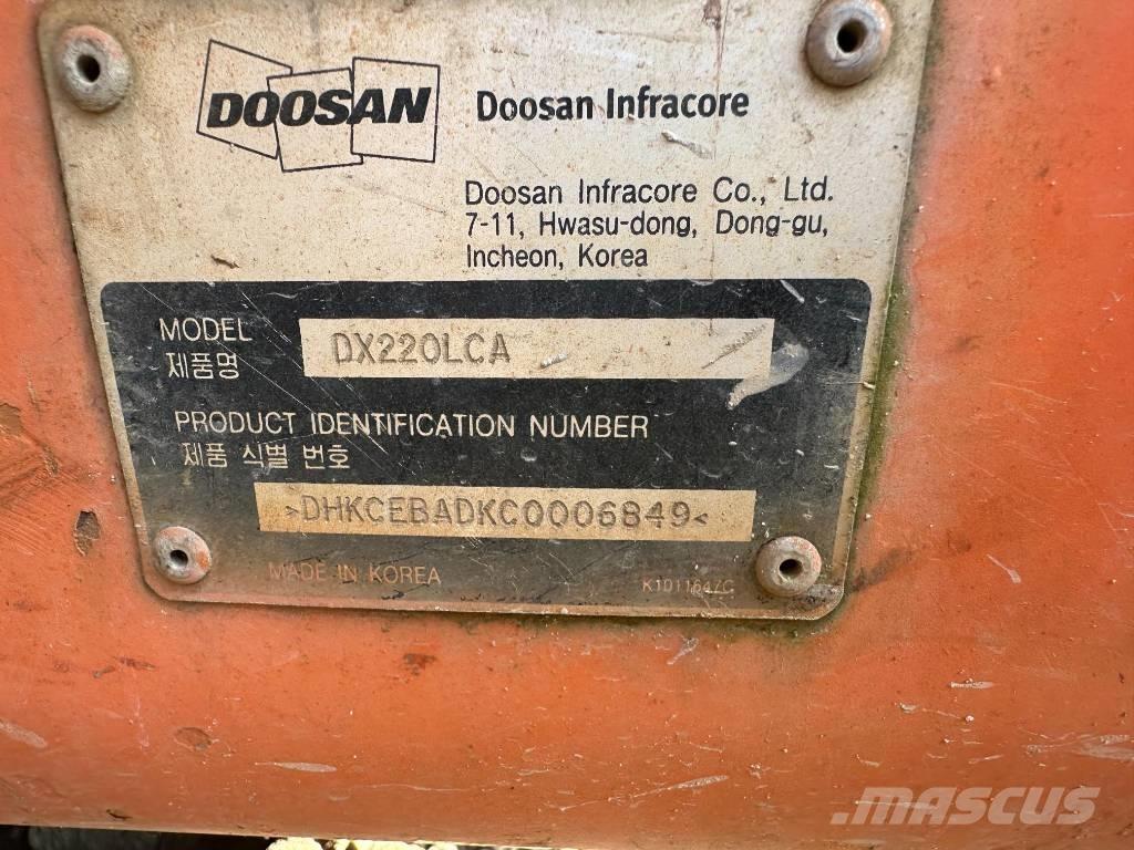 Doosan DX 220 LCA Crawler excavators