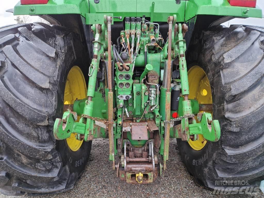 John Deere 7700 Tractors