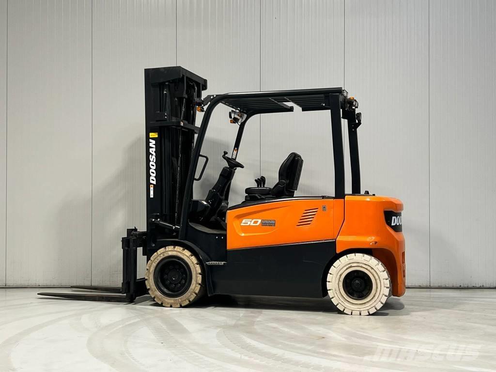 Doosan B50X-7 Electric forklift trucks