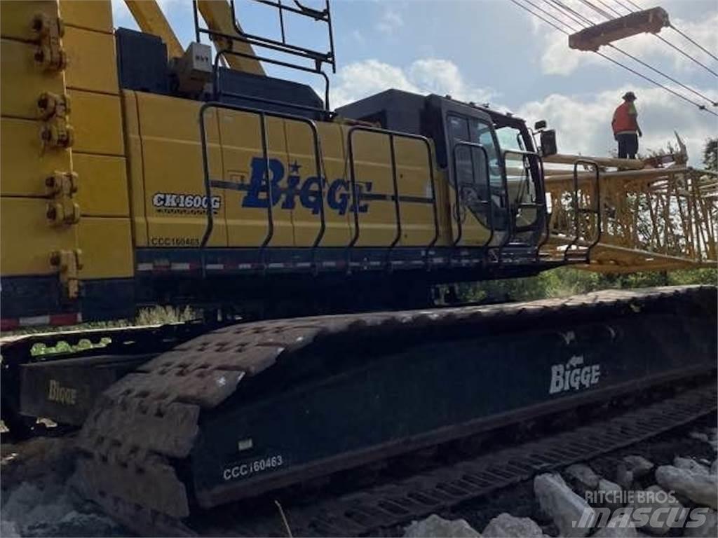Kobelco CK1600G Track mounted cranes