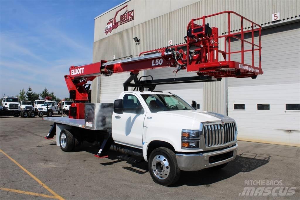 Elliott L50 Truck mounted cranes