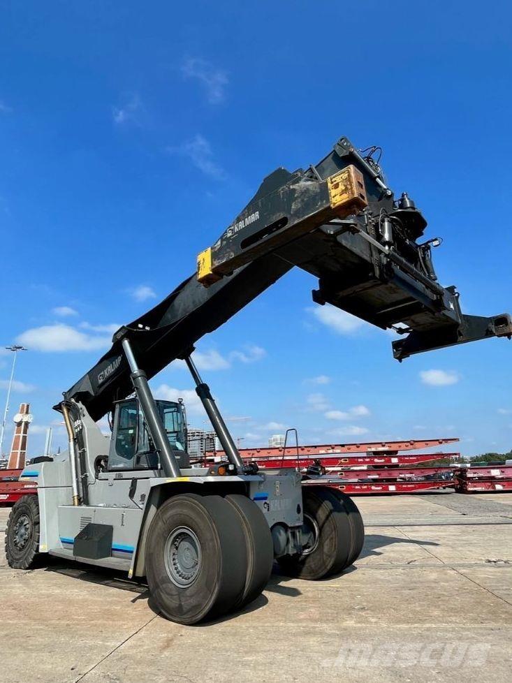 Kalmar DRG450-60S5 Reach stackers