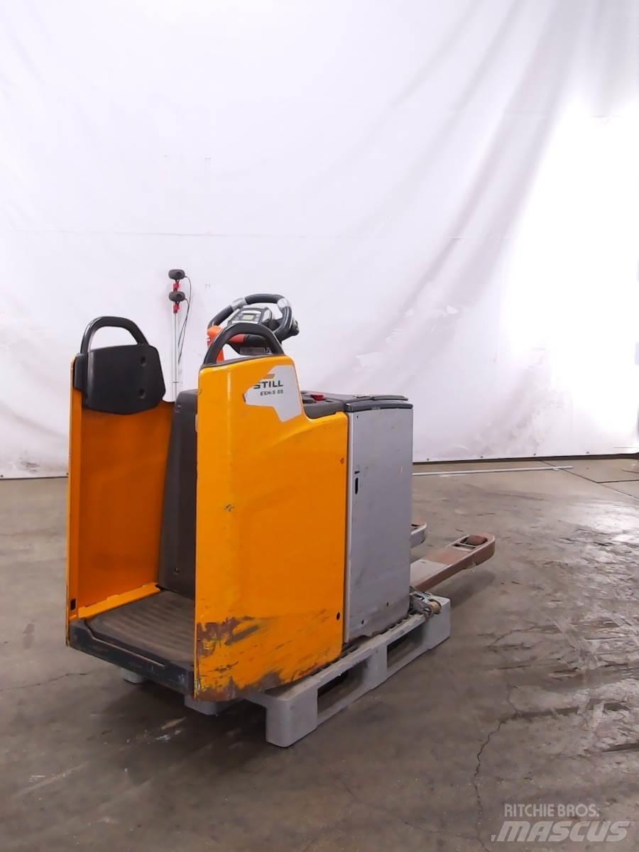 Still EXH-S25 Low lifter