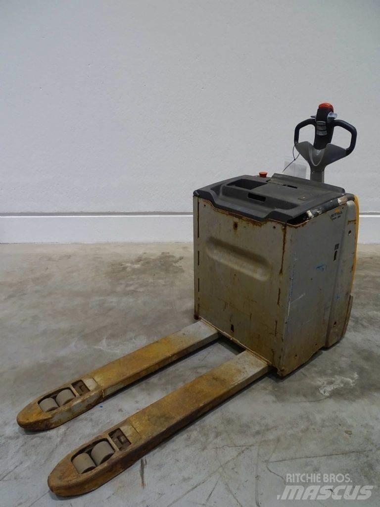 Still EXH25 Low lifter