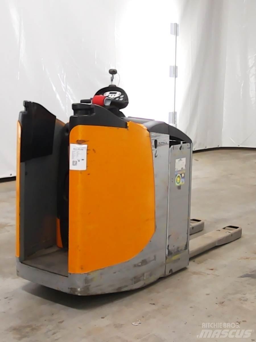 Still EXU-S22 Low lifter