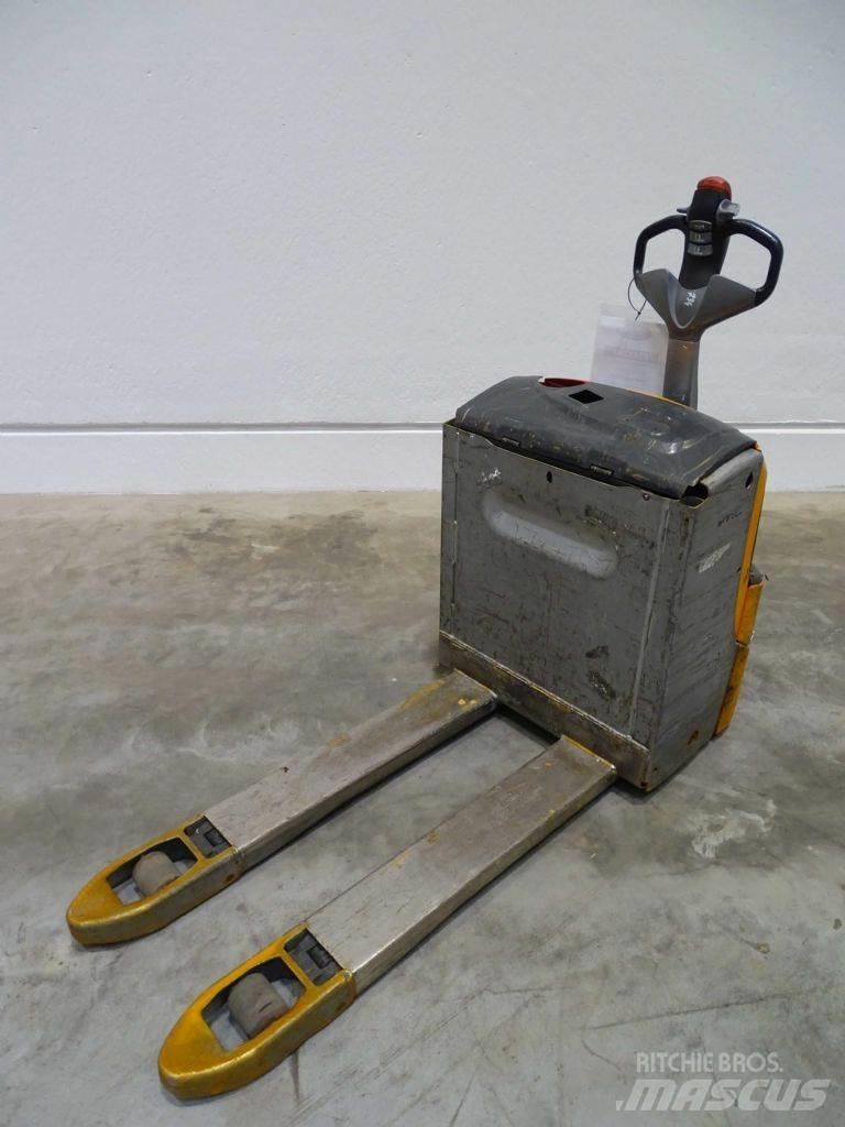 Still EXU20 Low lifter