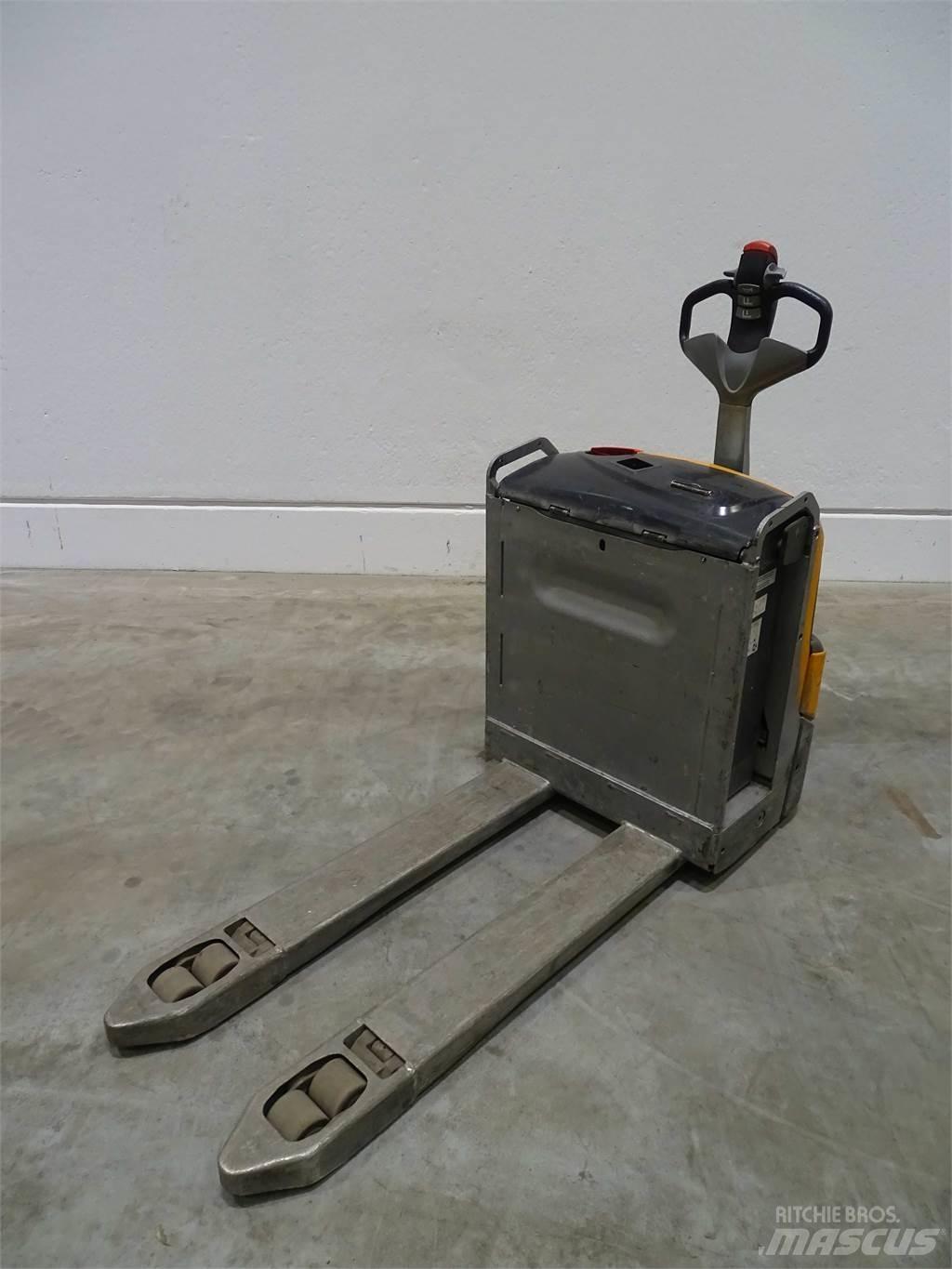 Still EXU20 Low lifter