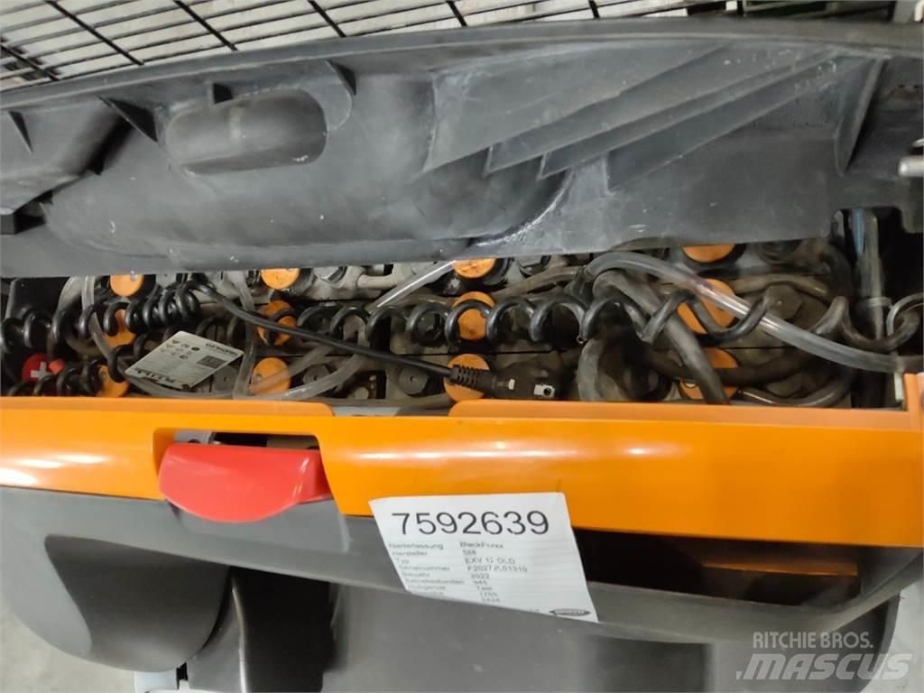 Still EXV12 Pedestrian stacker