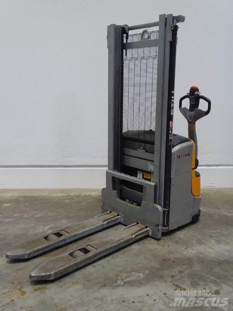 Still EXV14C Pedestrian stacker