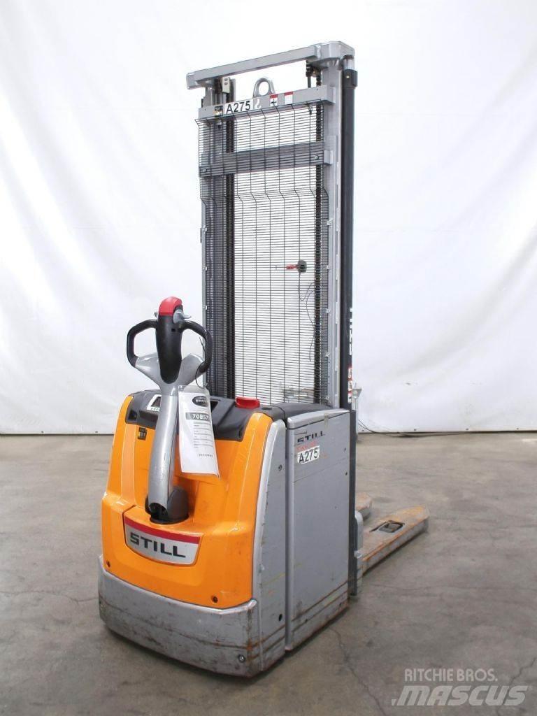 Still EXV20 Pedestrian stacker
