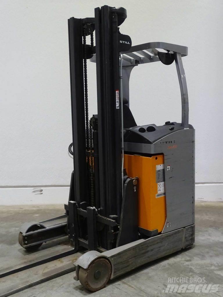 Still FM-X12 Reach truck