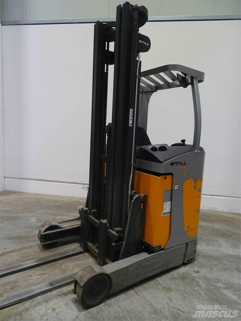 Still FM-X12 Reach truck