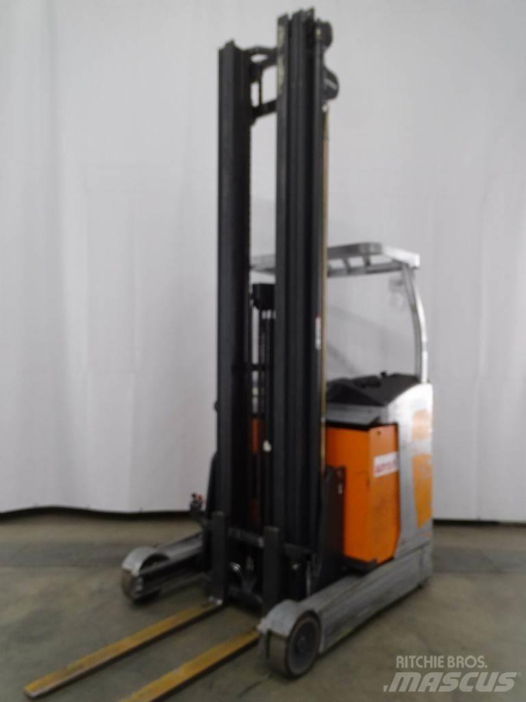 Still FM-X14 Reach truck
