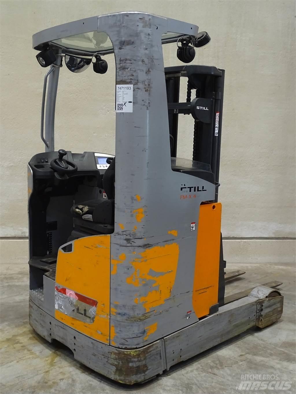 Still FM-X14 Reach truck