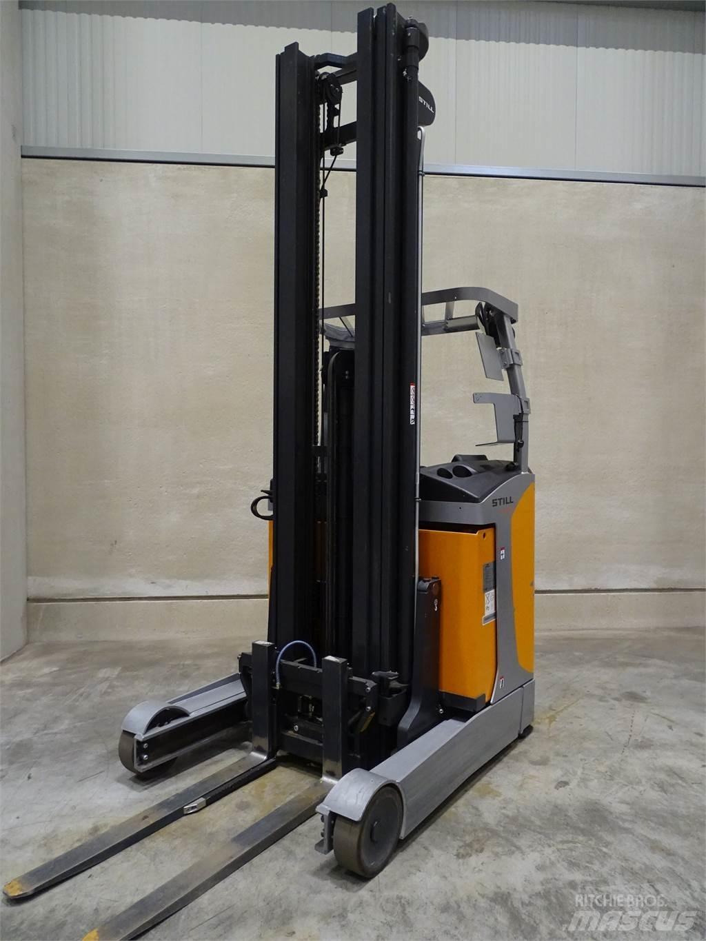Still FM-X14 Reach truck