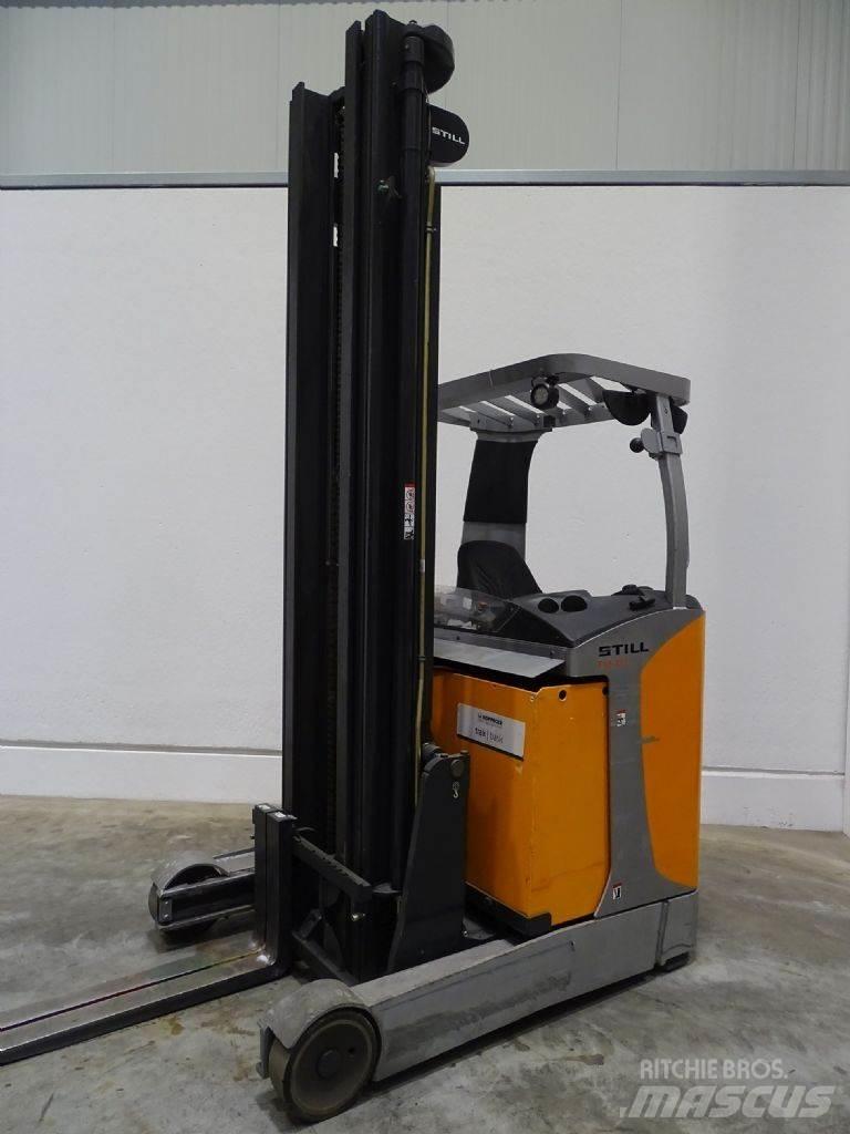 Still FM-X17 Reach truck