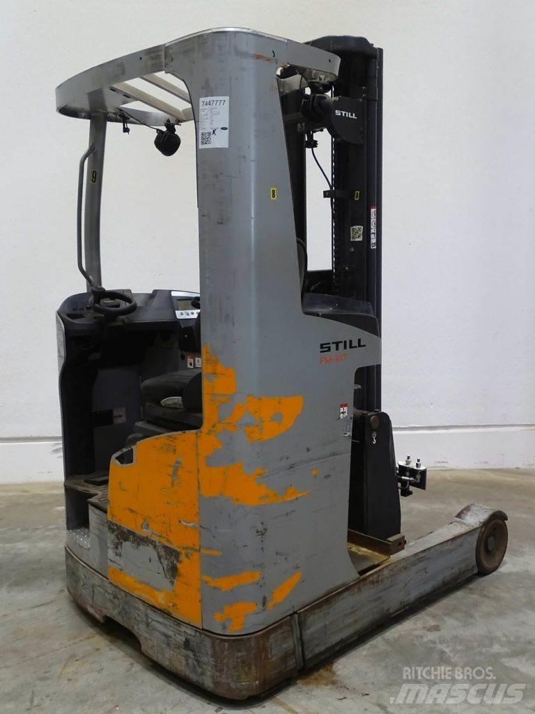 Still FM-X17 Reach truck
