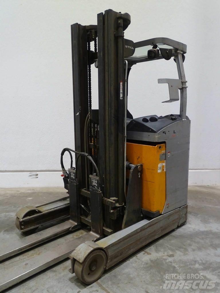 Still FM-X17 Reach truck