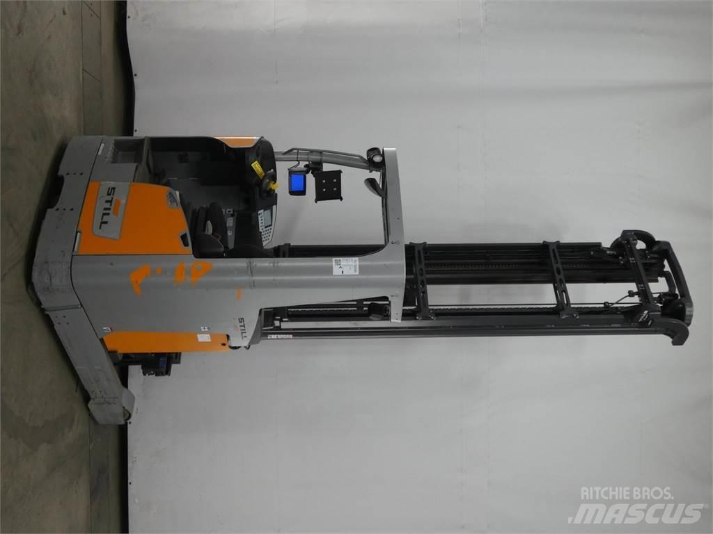 Still FM-X17 Reach truck