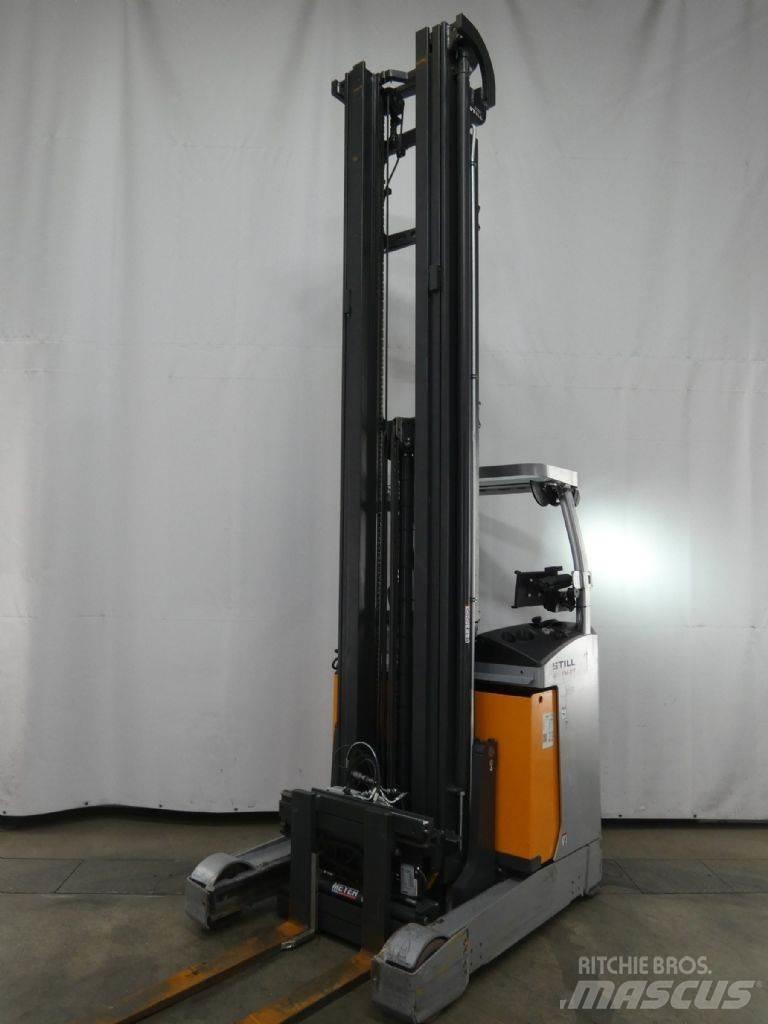 Still FM-X17 Reach truck