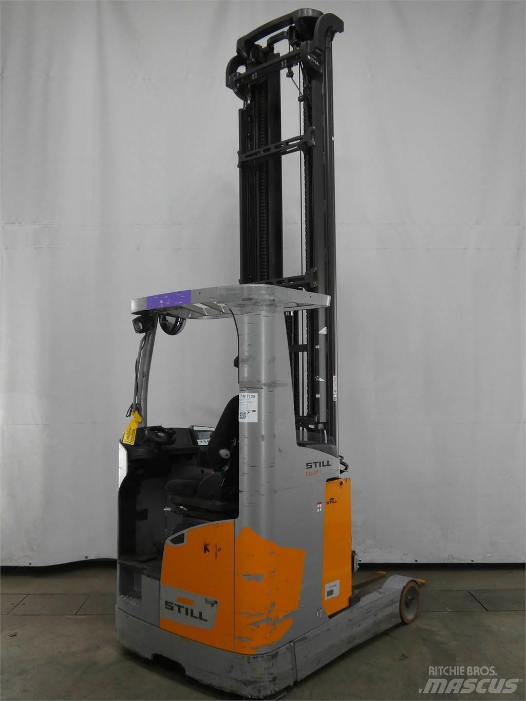 Still FM-X17 Reach truck