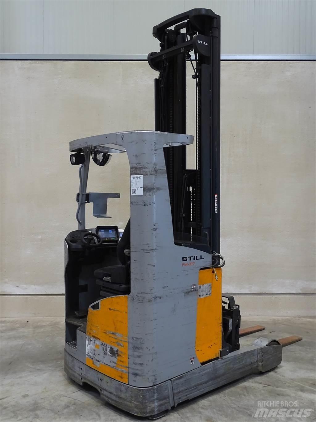 Still FM-X17 Reach truck