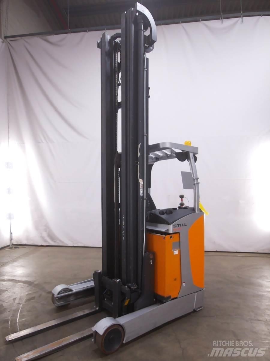 Still FM-X17 Reach truck