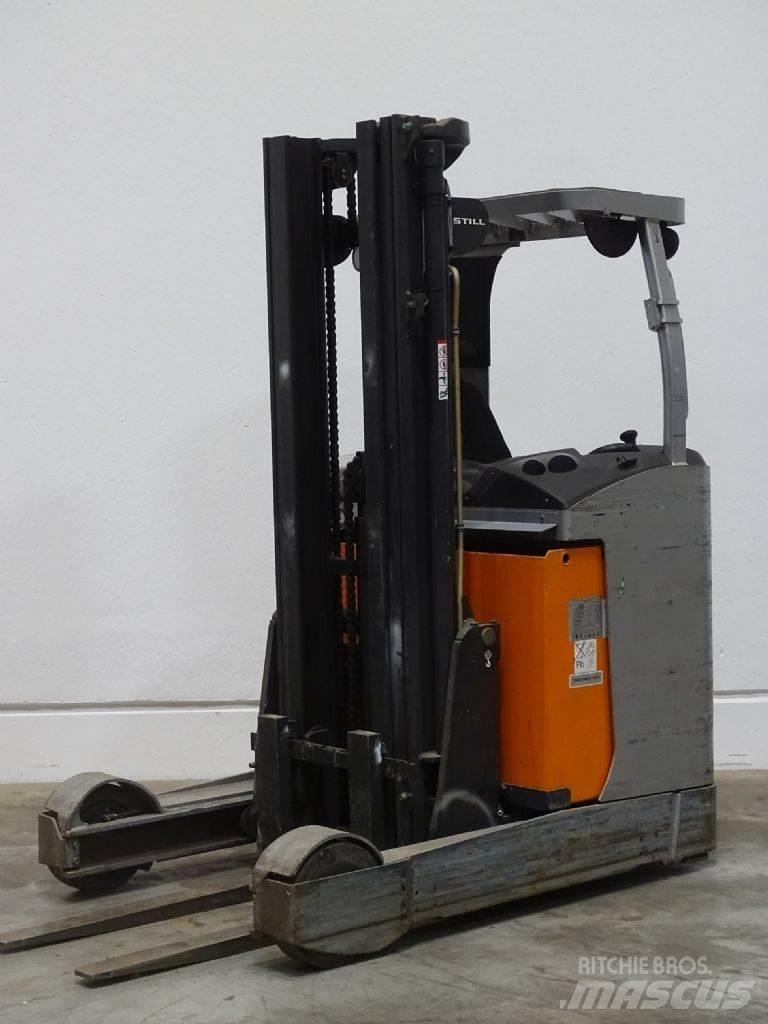 Still FM-X20 Reach truck