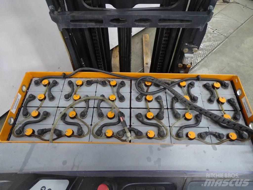 Still FM-X20 Reach truck