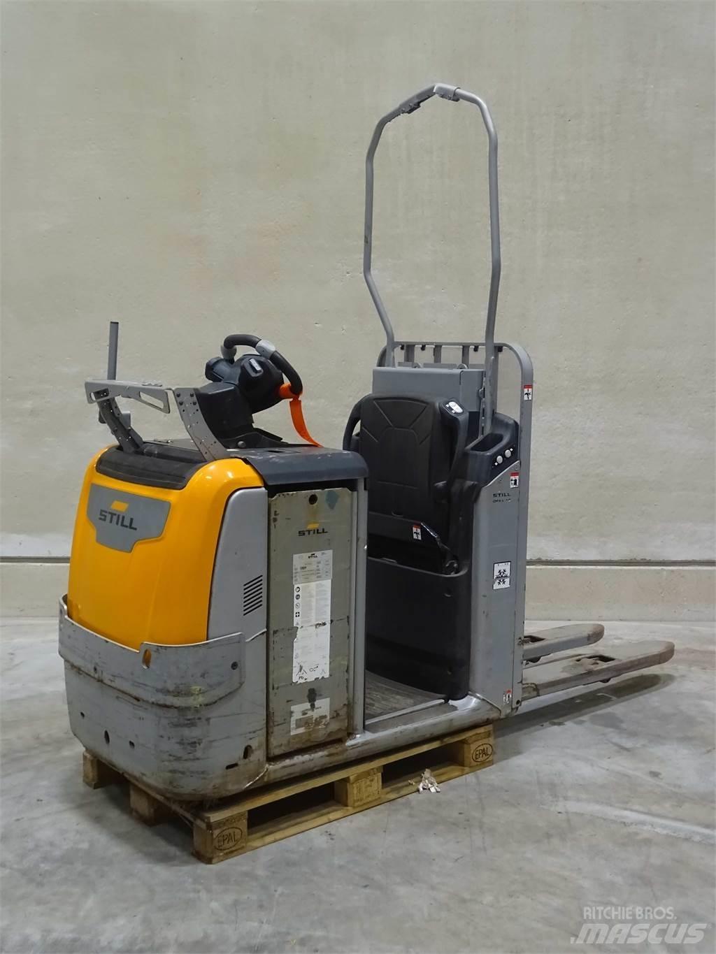 Still OPX-L12 Low lift order picker