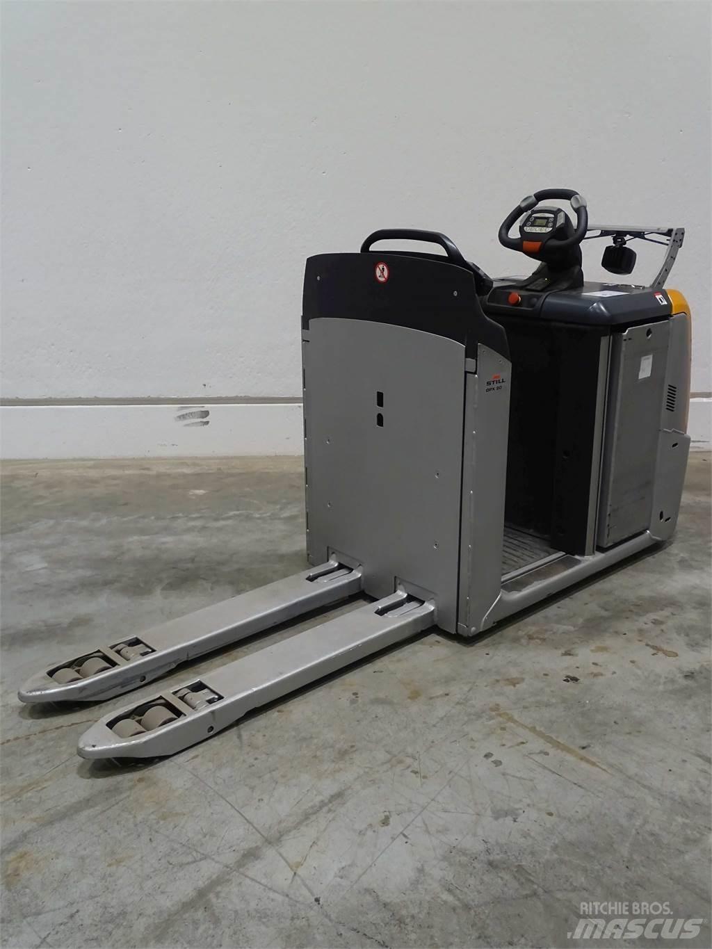 Still OPX20 Low lift order picker