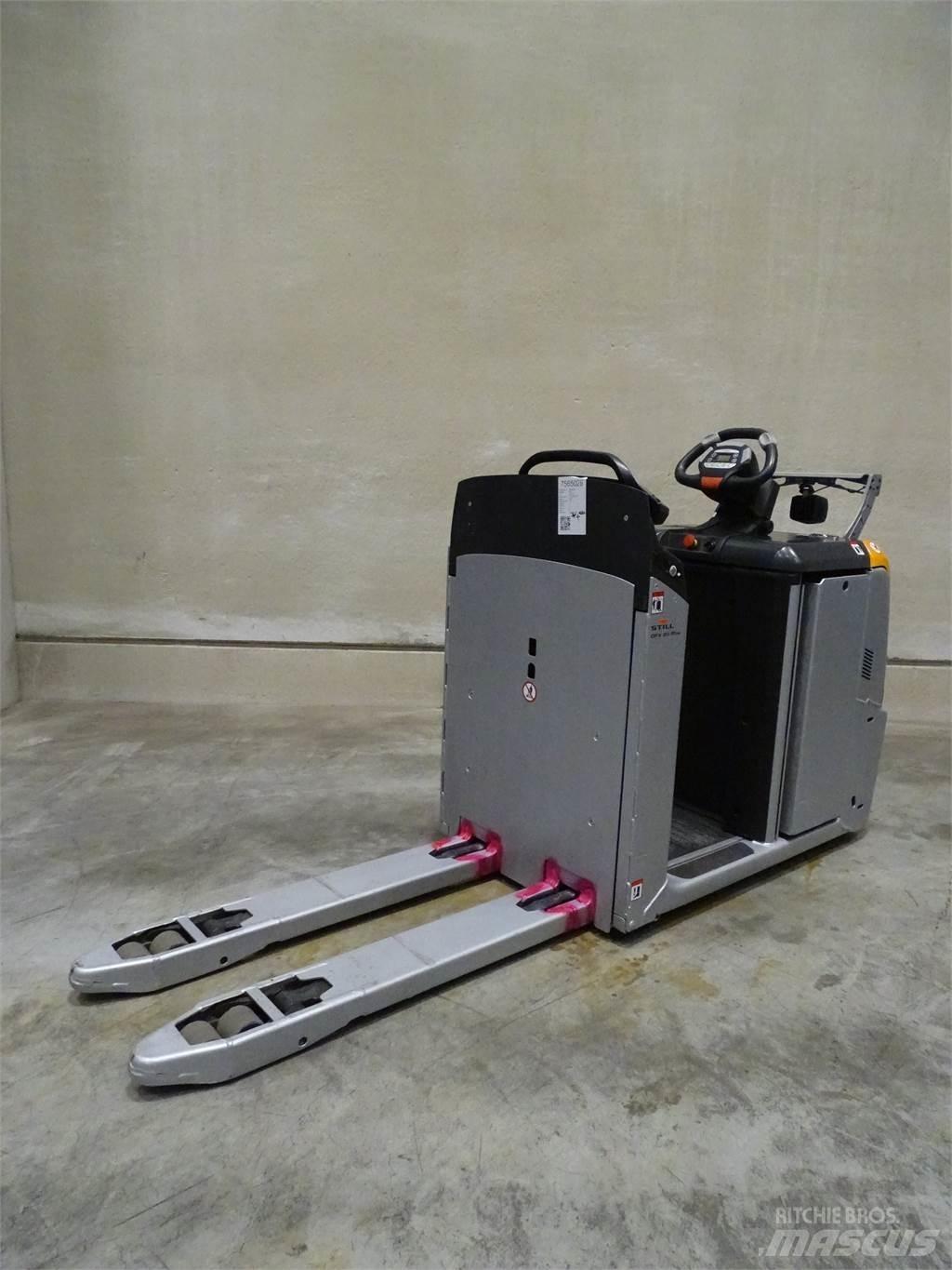 Still OPX25PLUS Low lift order picker