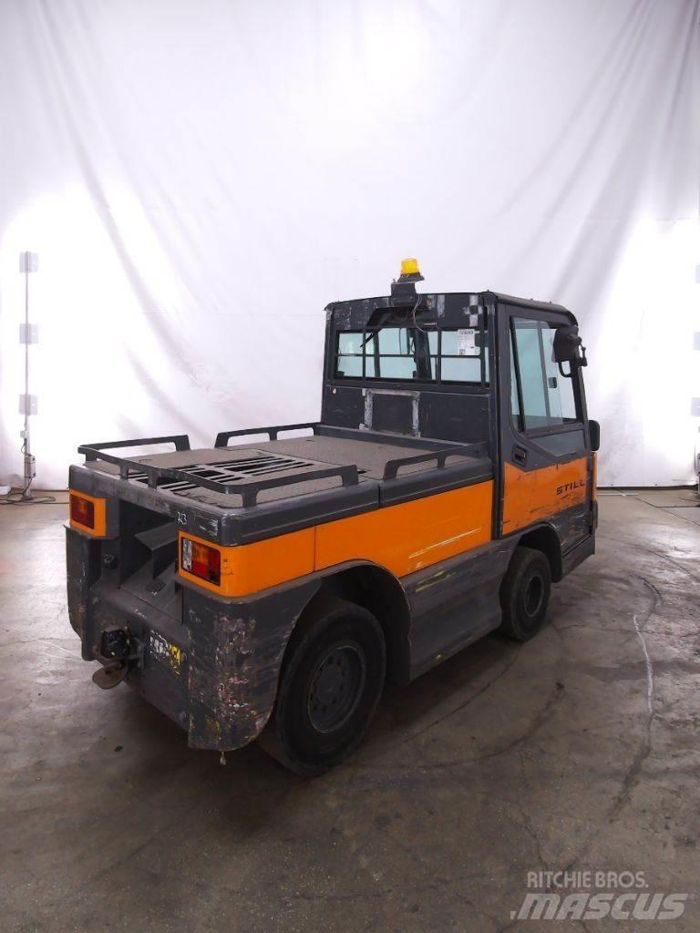 Still R07-25 Tow truck