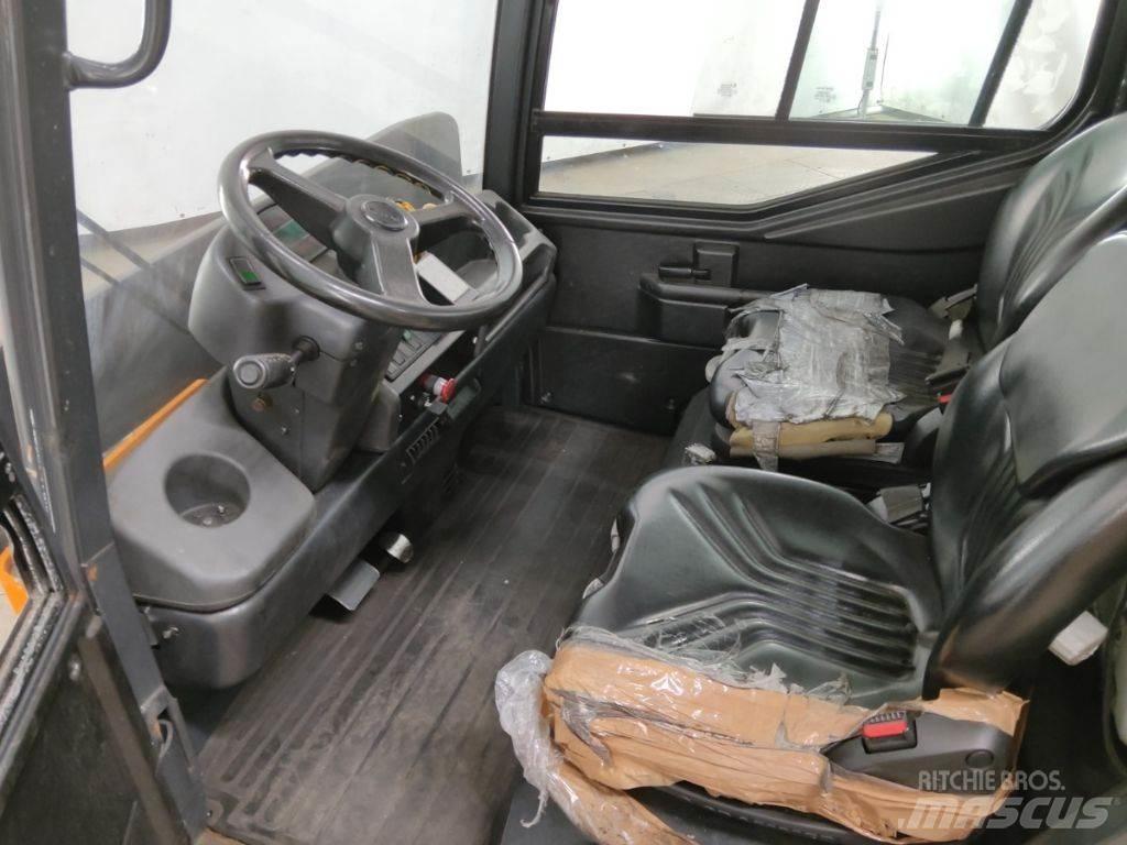 Still R07-25 Tow truck