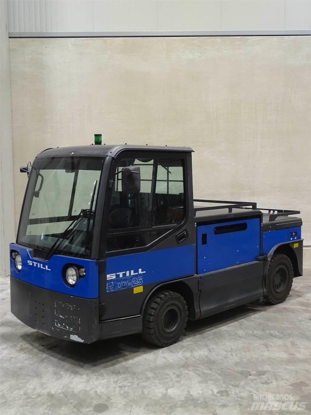 Still R07-25 Tow truck