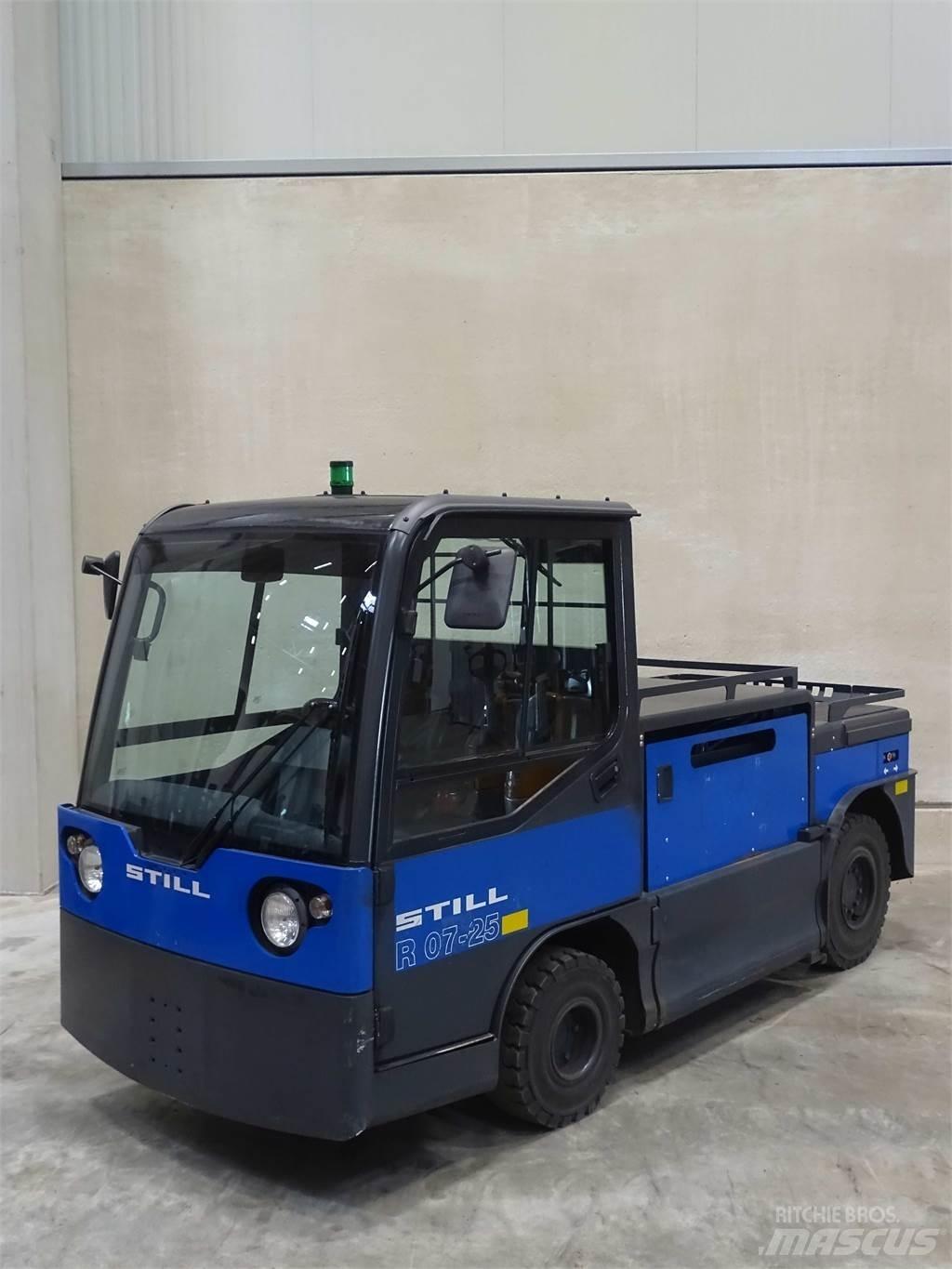 Still R07-25 Tow truck