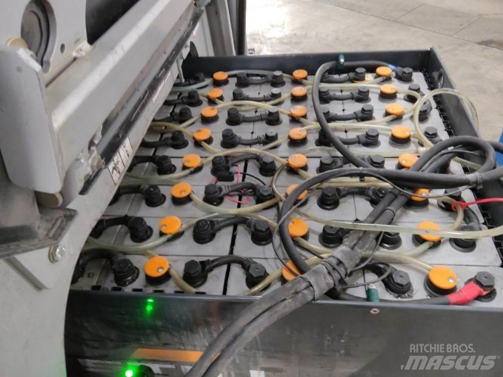 Still RX60-25 Electric forklift trucks