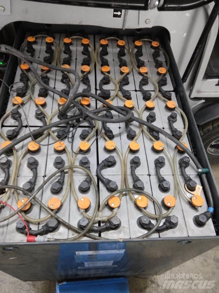 Still RX60-25 Electric forklift trucks