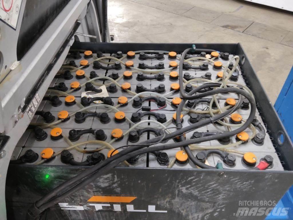 Still RX60-25 Electric forklift trucks