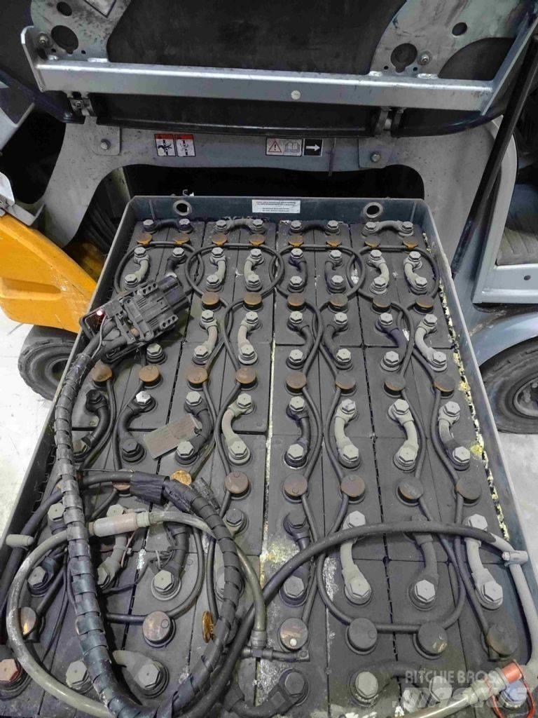 Still RX60-25 Electric forklift trucks