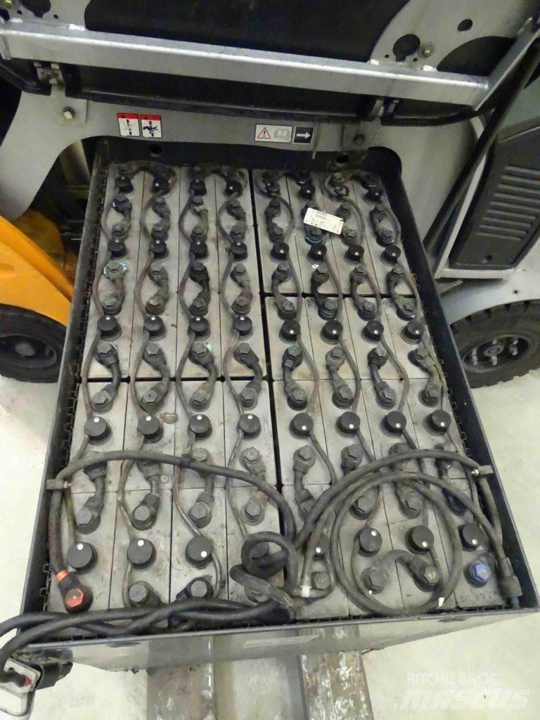 Still RX60-25 Electric forklift trucks