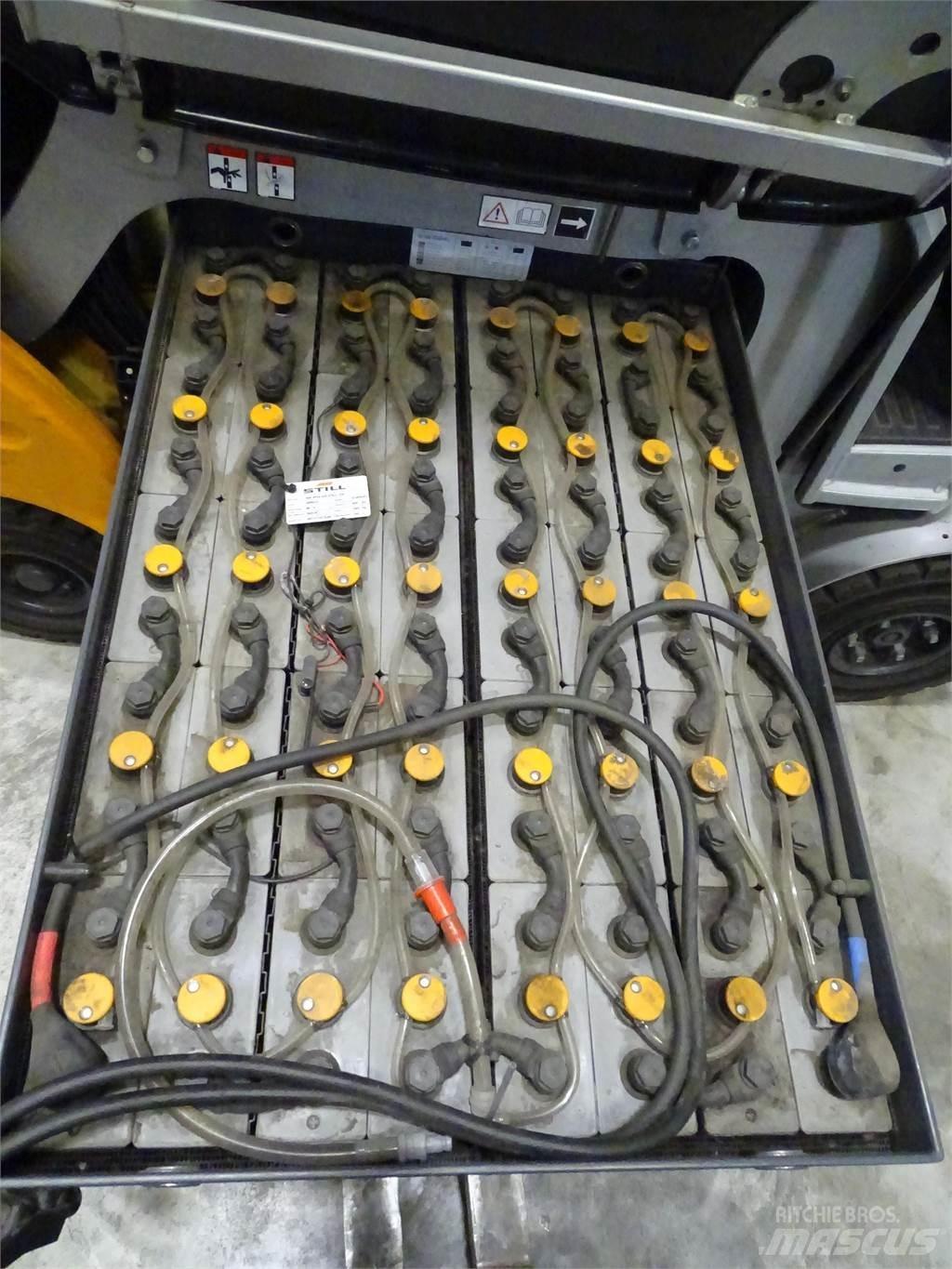 Still RX60-25 Electric forklift trucks