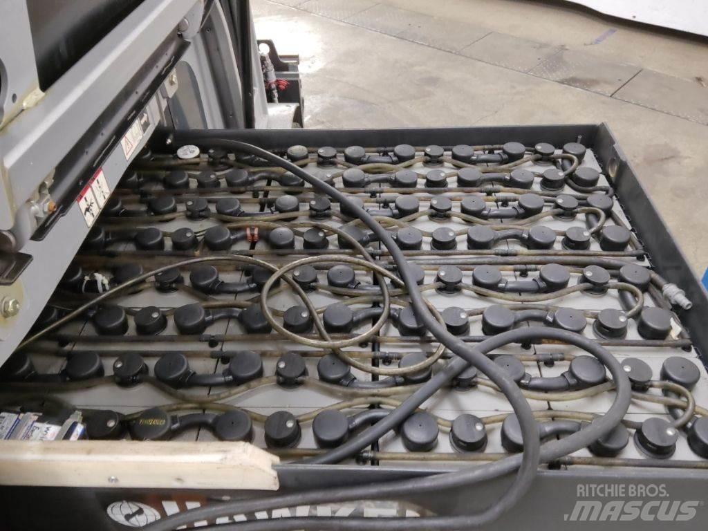 Still RX60-30L Electric forklift trucks
