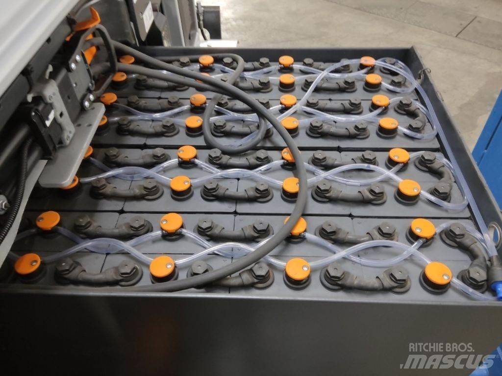 Still RX60-35 Electric forklift trucks