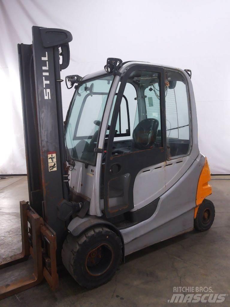 Still RX60-35 Electric forklift trucks