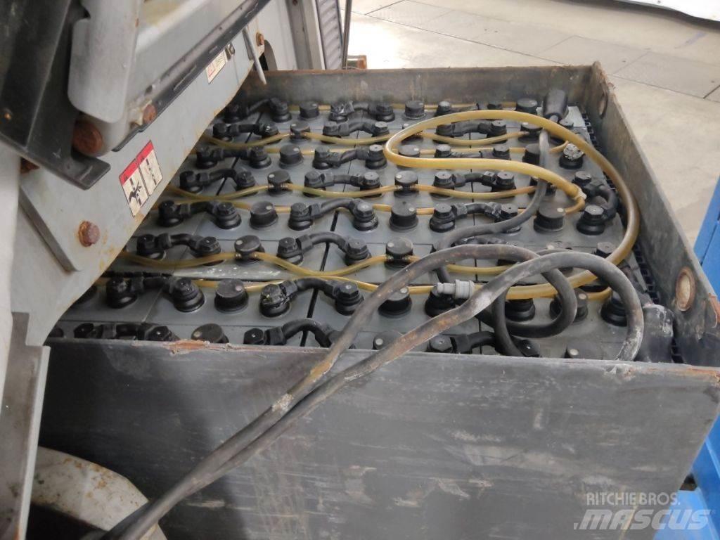 Still RX60-35 Electric forklift trucks
