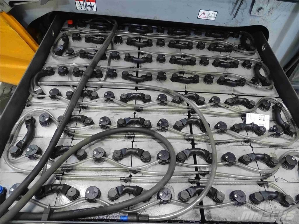 Still RX60-40 Electric forklift trucks