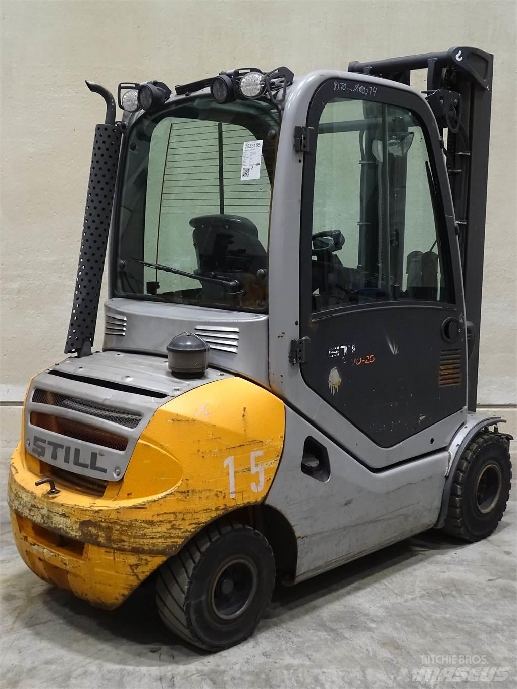Still RX70-25 Diesel trucks